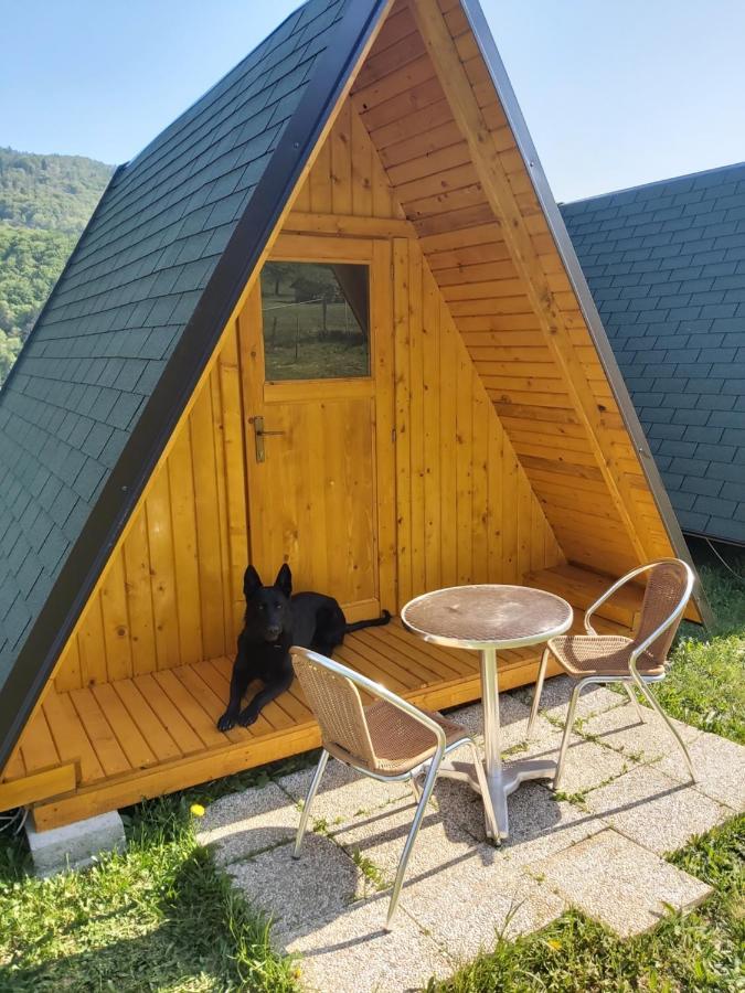 Glamping Hiske Petrin 호텔 톨민 외부 사진