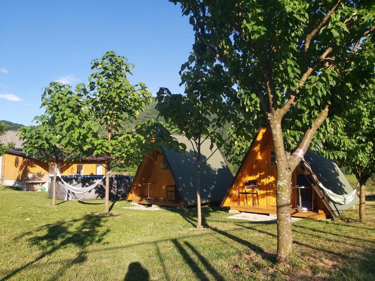 Glamping Hiske Petrin 호텔 톨민 외부 사진